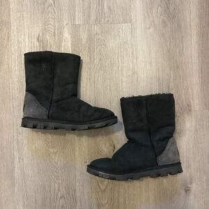 Ugg australia boots size 6